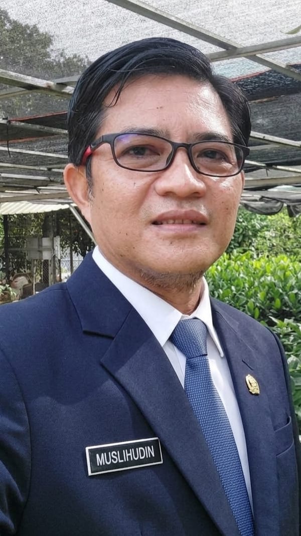 MUSLIHUDIN (LURAH SUKOMORO)